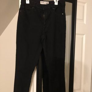 black stretchy skinny jeans